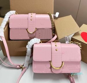 2024 Diseñadores Bolsa Mujeres Bolsas de hombro Cadena Swallow Crossbody Bolsas Versátil Marrón Estampado en relieve Bolso de cuero Bolso de mano grande Monedero