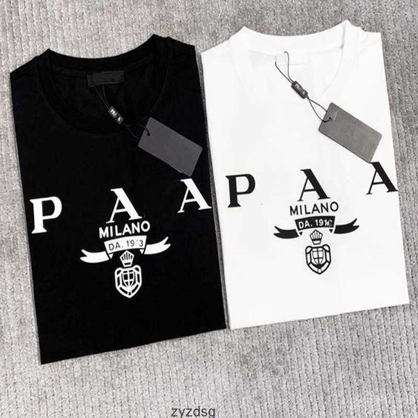 2024 Diseñadores Camiseta para hombres Ropa para mujeres en blanco y negro Marcas famosas TEES Camiseta de manga corta Hip Hop Hop Streetwear Camiseta de diseñador