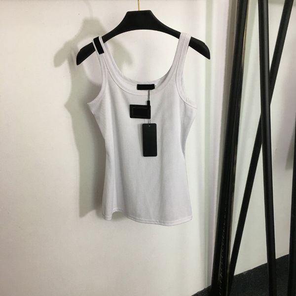 2024 Designers t-shirts mode t shirts femme lettre chemise poitrine courte lettromérage de métal