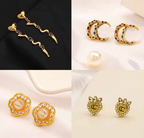 2024 Diamond Crystal 18k Gold plaque à plaques marque Desinger Studs Lettre de boucles d'oreilles en acier inoxydable Pearl Small Crystal Rhinestone Wedding Party Bijoux