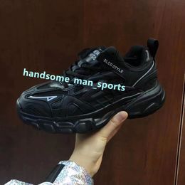 2024 Dirty Dad Shoes Triple S Track Trainers New Fashion Clowy Men and Women Designer Black Orange Ladies Walking Paris Shoe D8