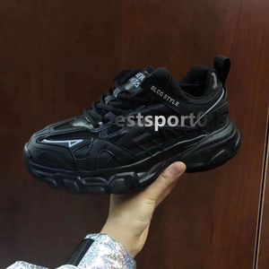 2024 Dirty Dad Shoes Triple S Track Trainers New Fashion Clowy Men and Women Designer Black Orange Ladies Walking Paris Shoe B33