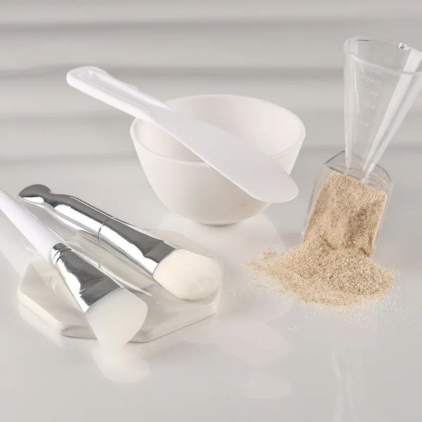 2024 DIY FACIAL MASK BOLL ET BROSSE SETT GLUE SOFT GLUE 5 pièces Silicone Made Diaphragme Bowl Spa Tools de beauté SILICON