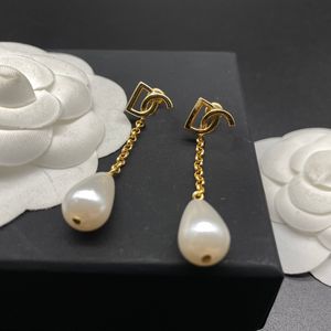 2024 Boucles d'oreilles Designer Bijoux DolclyG Wholesale Factory Store Pendentif Boutique Craft Pearl Boucles d'oreilles Bijoux Cadeaux pour fille et femme