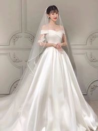 2024 Elegant Super Off épaule Handmade Perk Quality avec des perles faites à la main toute robe avec luxe en dentelle et robe de mariée avec manches belles robes