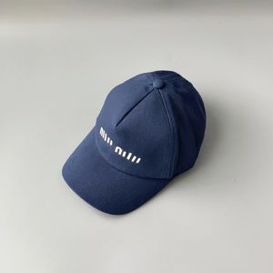 2024 Designer de luxe brodé M-Letter Mindist American Duckbill Hat Instagram Sincall Sincall Sincall Bestball Basball Cap, couple Sports Sun Hat