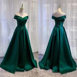 2024 Smaragdgroen Prom Dresses Uit De Schouder Charmant Vetersluiting Formele Avondjurken Klassieke Gast Party Bruidsmeisje Gewaad