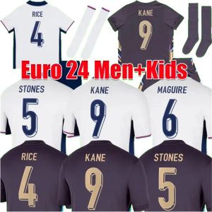 2024 Angleterre Jerseys de football Saka Rashford Kane Foden Sterling 22 23 24 Grealish Mount Bellingham Tripptier Gallagher Stones Walker Men Kids Kit Set Football 88