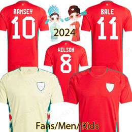 2024 Euro Wales Soccer Jerseys Home Away BALE WILSON ALLEN RAMSEY Equipo nacional 24 25 Vokes Home Away Football Shirts Hombres Conjuntos Kit para niños Uniformes 214