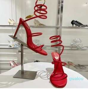 2024 Chaussures du soir Femmes hautes Femmes Hise enveloppantes Chaussures de créateurs de fête chaussures robes