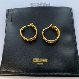 2024 Moda Celi Stud Diseñador Pendientes de perlas para mujeres 18k chapado en oro Navidad Día de San Valentín Boda Joyería clásica Pendiente de lujo al por mayor