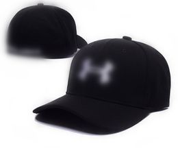 2024 Fashion Design Cappello da strada all'aperto Cappello da baseball Sport Cappello da ballo per uomo e donna Cappello elastico Berretti Rotondo Cappello di alta qualità A19