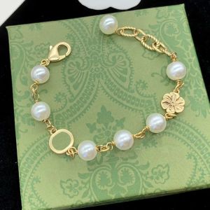 2024 Fashion Designers Charm Bracelet pour femmes Designer Bijoux en or de luxe Manchette classique Bracelet diamant perle chaîne perlée bijoux cadeau de mariage G241313PE-3