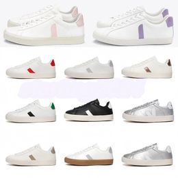 2024 Fashion French Brasil Green Low-Carbon Life V Organic Cotton Flats Platform Sneakers Women Casual Classic White Designer Shoes Mens Lofa 36-45 T58