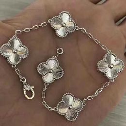 2024 Diseñador de joyería de moda Van Clove Pulseras con dijes Pulseras Vanly Cleefly Marca de lujo Pulsera con dijes de amor para mujeres Piedra púrpura Turquía Tenis consistente Na