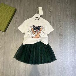 2024 mode Luxe designer kindersets T-shirt sluierrok Brits modemerk zomer kinderschatten en katoen tweedelige designer hoodierok