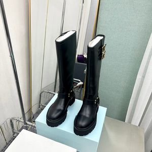 Bottes de luxe à talons plats et épais pour femmes, à la mode, confortables, en cuir souple, tissu en cuir souple, 2024