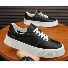 2024 Mode Hommes Femmes Chaussures de course Noir ou blanc Baskets respirantes confortables Baskets de sport en plein air EUR 39-44