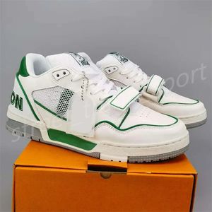 2024 liefhebbers van modedruk Luxe casual skateschoenen ontwerper Witte sneakers heren dames laag uitgesneden platform klassiek zwart wit grijze trainers 39-45 P16