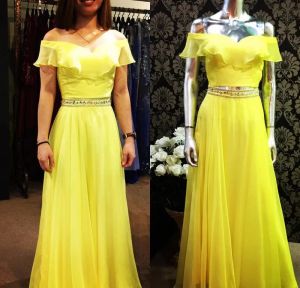 2024 Fashion Prom Dresses Off Shoulder Ruffle Chiffon A-Line avondjurken met riemvloerlengte Arabische speciale gelegenheid jurk