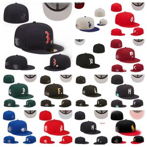 2024 Chapeau ajusté Hommes Designer Baseball Chapeaux Noir Couleur Lettre Hip Hop Chicago Sport Plein Fermé Casquette Plate Broderie Chapeau Point Coeur Hustle Fleurs New Era Cap