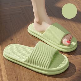 Pantoufles plates en caoutchouc pour femmes, sandales de bain et de piscine à usage domestique, vert rouge, 2024
