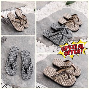 2024 Sandalias Gai zapatillas para hombres Fashion Slipper Floral Rubber Sandals Sandals Beach Beach Price Bajo EUR 39-45