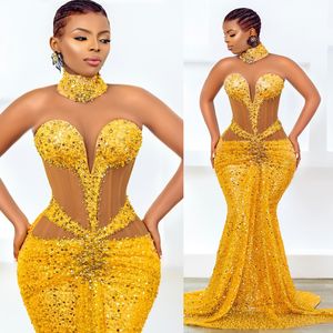 2024 Gold prom -jurken voor zwarte vrouwen beleggen hoge nek illusie avondjurken elegante kralen lovertjes kant -jurk jurk tweede receptie jurken am841