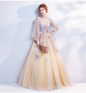 2024 Magnifique robes de bal 3D Fleurs en tulle ébourils mini-fleurs faites à la main Crystaux perlés Robe de soirée faite sur mesure
