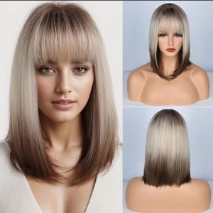 2024 Alta calidad 14 pulgadas Qi Bangs Wort Bobo Wigs Venta caliente Platinblond Cabello liso Al por mayor América América Fashion Rose Net Brown Corta Cambia recta