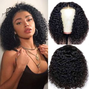 2024 Hoogwaardige 26 inches Midden Afscheiding Lengte Pruiken Hot Sale Zwart Kleine golvend Haar Groothandel Europe AMUREAMA MADE LAATS ROSE NET Medium Curly Pruik