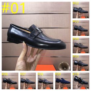 2024 Hoogwaardige klassieke mannen schoenen Casual Penny Loafers Rijschoenen Fashion Male comfortabele lederen schoenen Men Lazy Tassel Designer 38-46