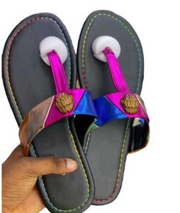 2024 Alta calidad Kurt Geiger Flip Flops Zapatillas Sandalias para mujer Costura de lujo Rainbow Slipper Designer Diapositivas Zapatos planos Eagle Head Diamond Buckle Plus 11