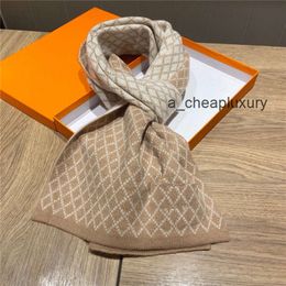 Louis Vuitton LV louise vutton viuton Вы 2024 Bufanda de lujo de alta calidad para hombres Carta de punto Rayas a cuadros Hombres Diseñadores Bufandas de invierno Cashmere Sciarpe