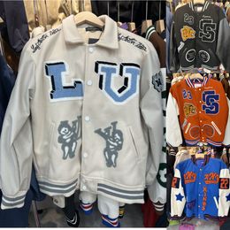 2024 chaqueta de alta calificación abrigo de béisbol chaqueta desinger uniforme de chaquetas calientes solteras parejas mujeres carrocero abrigos calentadores pu de cuero chaqueta de manga