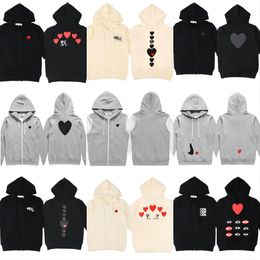 2024 Sweats à capuche Sweatshirts Femmes Zipper Loose Coat Play Sweatshirt Commes Cardigan des Small Red Heart Jacket Garcons Standard et Fleece Casual Choters Mentige