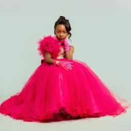 2024 Robes de fille de fleur rose chaud Robe de première communion Jewel Tiered Tulle Princesse Reine Robe de fête d'anniversaire pour les petits enfants mignons Filles F105