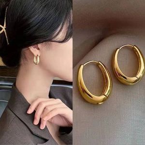 2024 Hot Sale Fashion Metal Drop Boucles d'oreilles pour femme Vintage Hoop Earring Trend Classic Party Wedding Pendant Bijoux Gift
