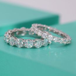 2024 INS Top Sell Rings de boda Joyas de lujo 925 STERLING SIERTA REDONDO TOPAZ TOPAZ CZ Diamond Party Women Elegant Engagement Band Ring for Lover Gift