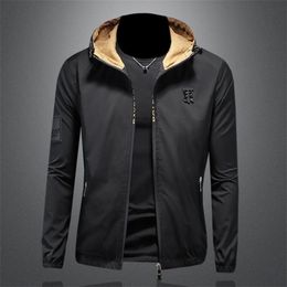 2024 jas pull luxe Designer Heren vrouw Jassen Mode sport windjack windrunner Zonnebrandcrème jas honkbal jas kleding M-5XL