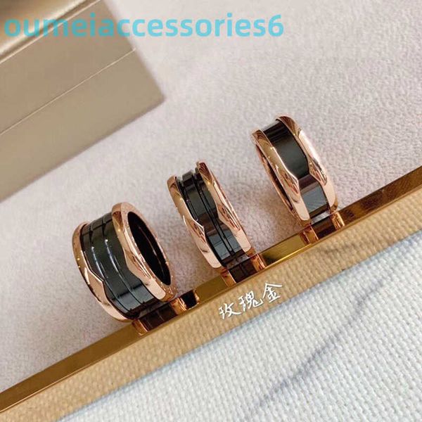 2024 Anillos de banda de marca de diseñador de joyería Cerámica blanca negra Plata de ley 925 Chapado en oro rosa de 18 k Ancho estrecho para parejas Hombres y mujeres Anillo a juego Moda