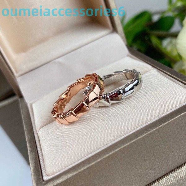 2024 Bijoux Designer Marque Band Anneaux Os 925 Sterling Argent Plaqué Or 18 Carats Lisse Gratuit Plaine Serpent Anneau pour Hommes et Femmes