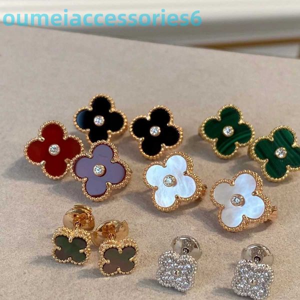 2024 Diseñador de joyas Marca Vanl Cleefl Arpelsstud Pendientes v Cuatro hojas Hierba Abanico Earnail Pat Oro rosa de 18 quilates Ágata roja de doble cara Pendientes de flores de fritillaria blanca