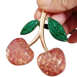 2024 llaves de llaves anillos de llaves coa ch cherry llavero bolso decoración accesorio de decoración de color verde rosa diseño de lujo de alta calidad 231218