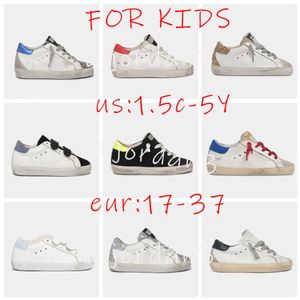 2024 Zapatos de diseñador para niños Italia Marca Golden Infant Childrens Super Star Zapatillas de deporte Lentejuelas Clásico Blanco Do-Old Sucio Niño Niño Diseñador Niños