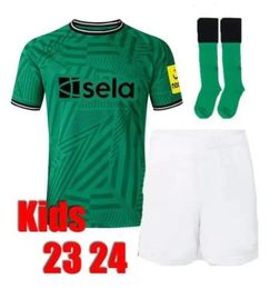 2024 Kits de football pour enfants 25 maillots de football