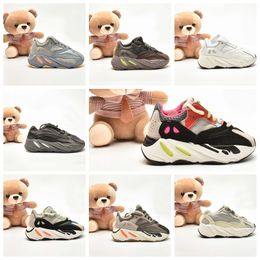 2024 Zapatos para niños Niños Courant Blush Black Desert Baby Zapato para niños pequeños Zapatillas Ouest Boys Enfant et Filles Pour