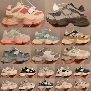 2024 Chaussures pour enfants Toddler Sneakers filles garçons chaussures de course chaussures bébé bébé entraîneurs gris salé violet noir