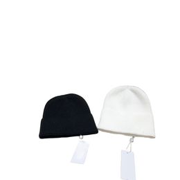 2024 Gebreide hoeden voor modemannen vrouwen modeontwerper beanie gebreide voor mannen vrouwen hoeden unisex veelzijdige casual pigloze hoeden warme kasjmier