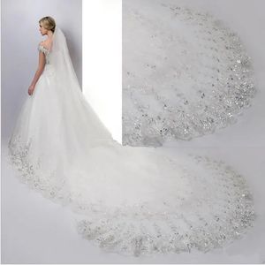 2024 Lace Appliques Wedding Veil Bruil Veils 2m lange sluiers zachte tule lange sluier kanten kathedraal sluiers witte ivoren sluiers voor bruiloft